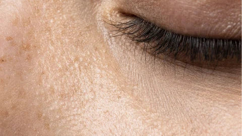 Crème de Nuit Anti-Âge : Pourquoi la Nuit Est le Meilleur Moment pour Agir