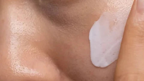 Anti-Age Naturel : Le Guide Complet pour une Peau Visiblement Plus Jeune