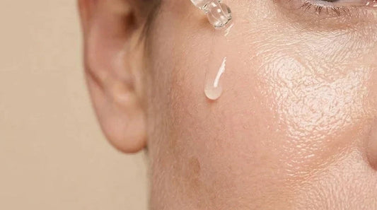 Hydratation Peau Intense : Notre guide pour une Peau Hydratée et Éclatante