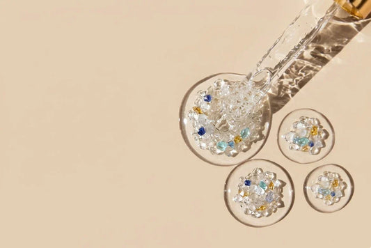 Acide Hyaluronique : Le Guide pour une Peau Hydratée et Éclatante