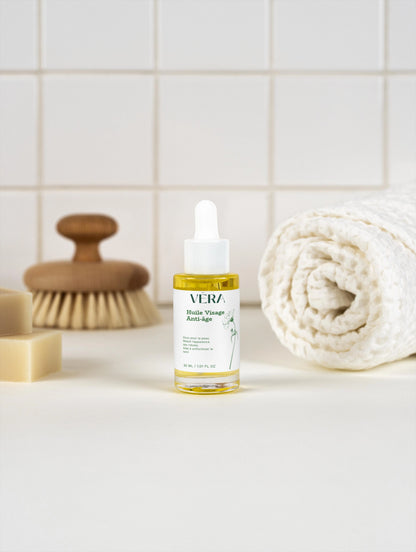 Huile visage anti-âge VERA au bakuchiol dans une salle de bain, soin naturel pour lisser les rides et nourrir la peau